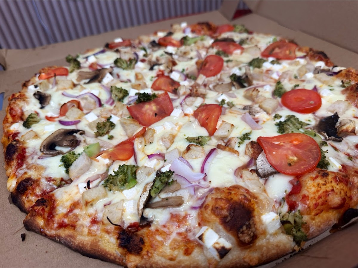 Lola's Pizza Photos 2